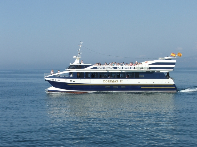  Catamaran excursion 